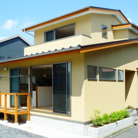 M House　落ち着きのある小住宅